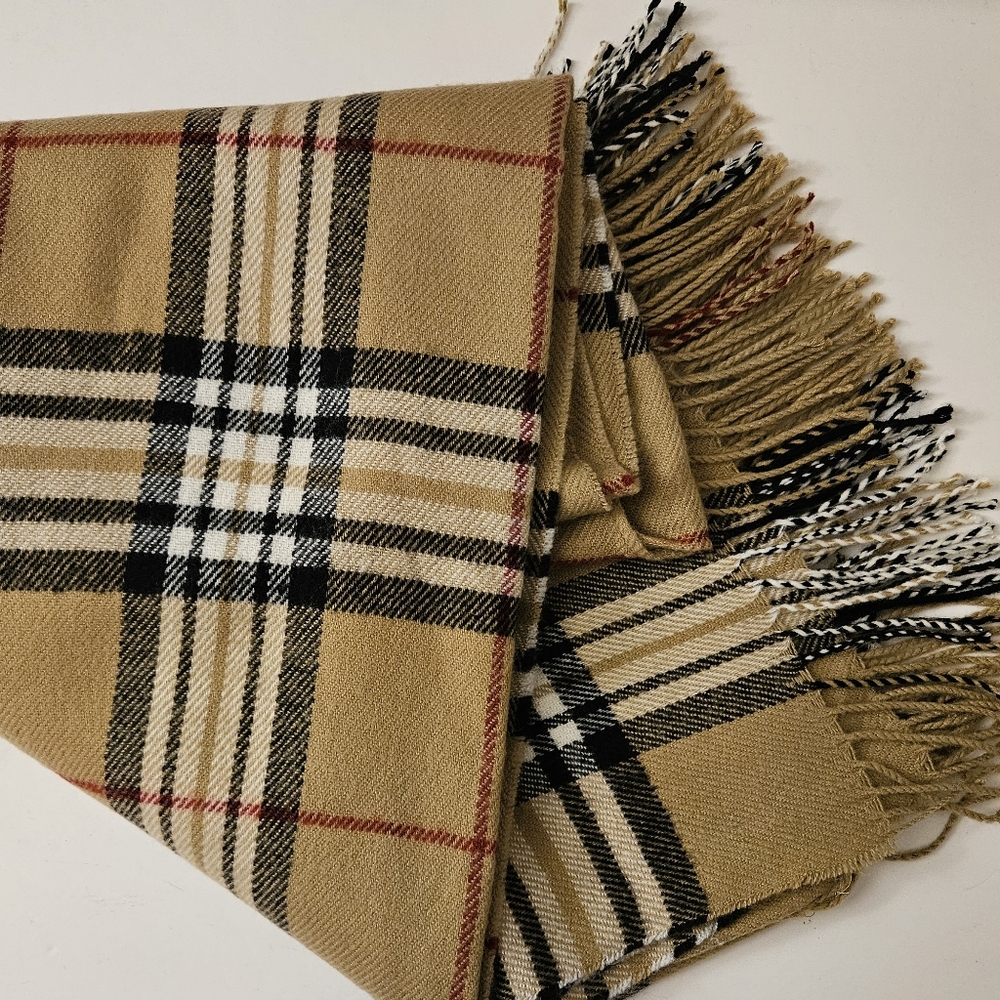 Burberry-Style Scarf / Shawl with Fringe - Picture 8 of 12